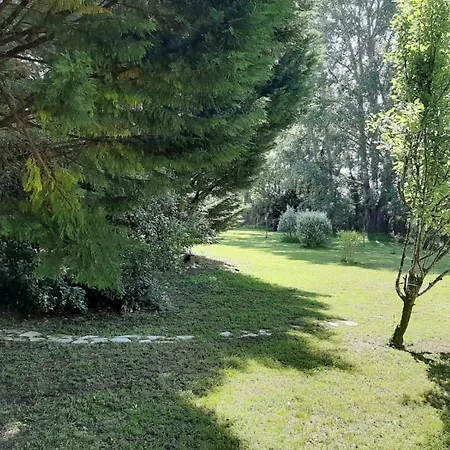 Apartamento Roulotte La Comtoise Vue Piscine